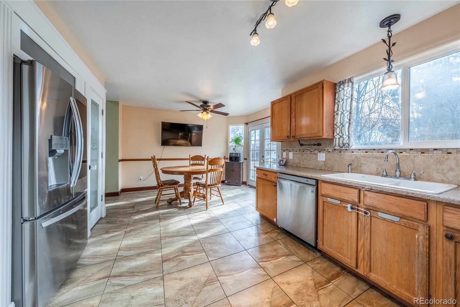 MLS Image #10 for 212  logan street,elizabeth, Colorado