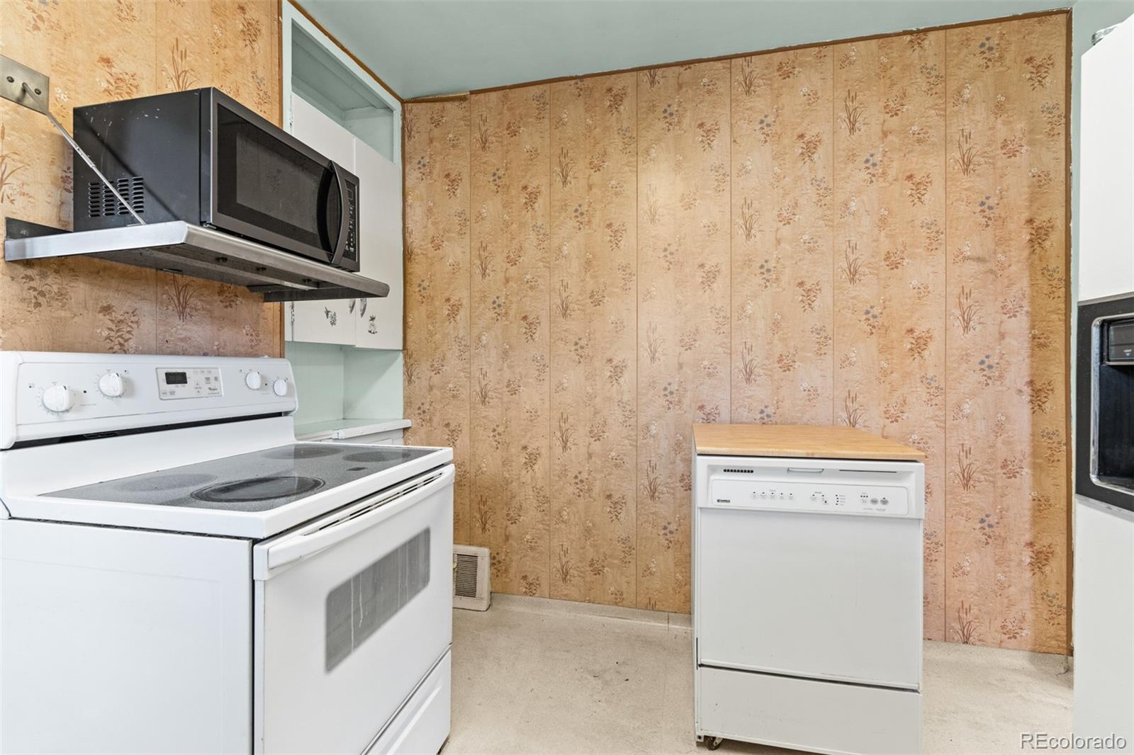 MLS Image #19 for 5919 s bemis street,littleton, Colorado