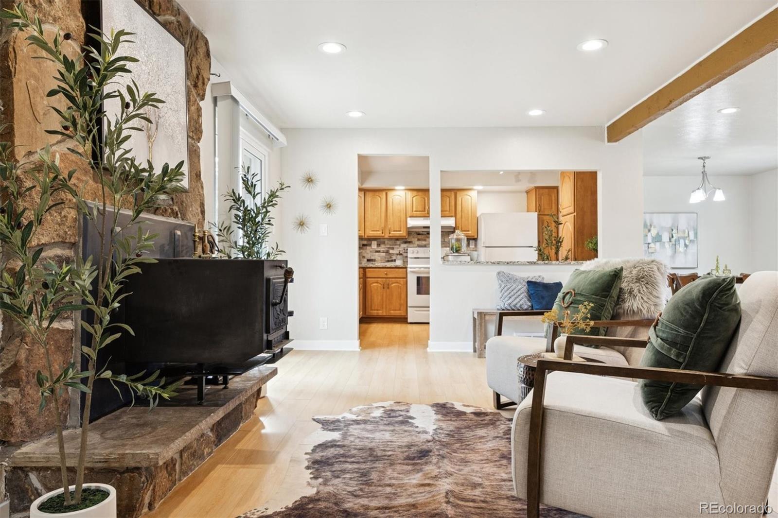MLS Image #13 for 7116 s dexter street,centennial, Colorado