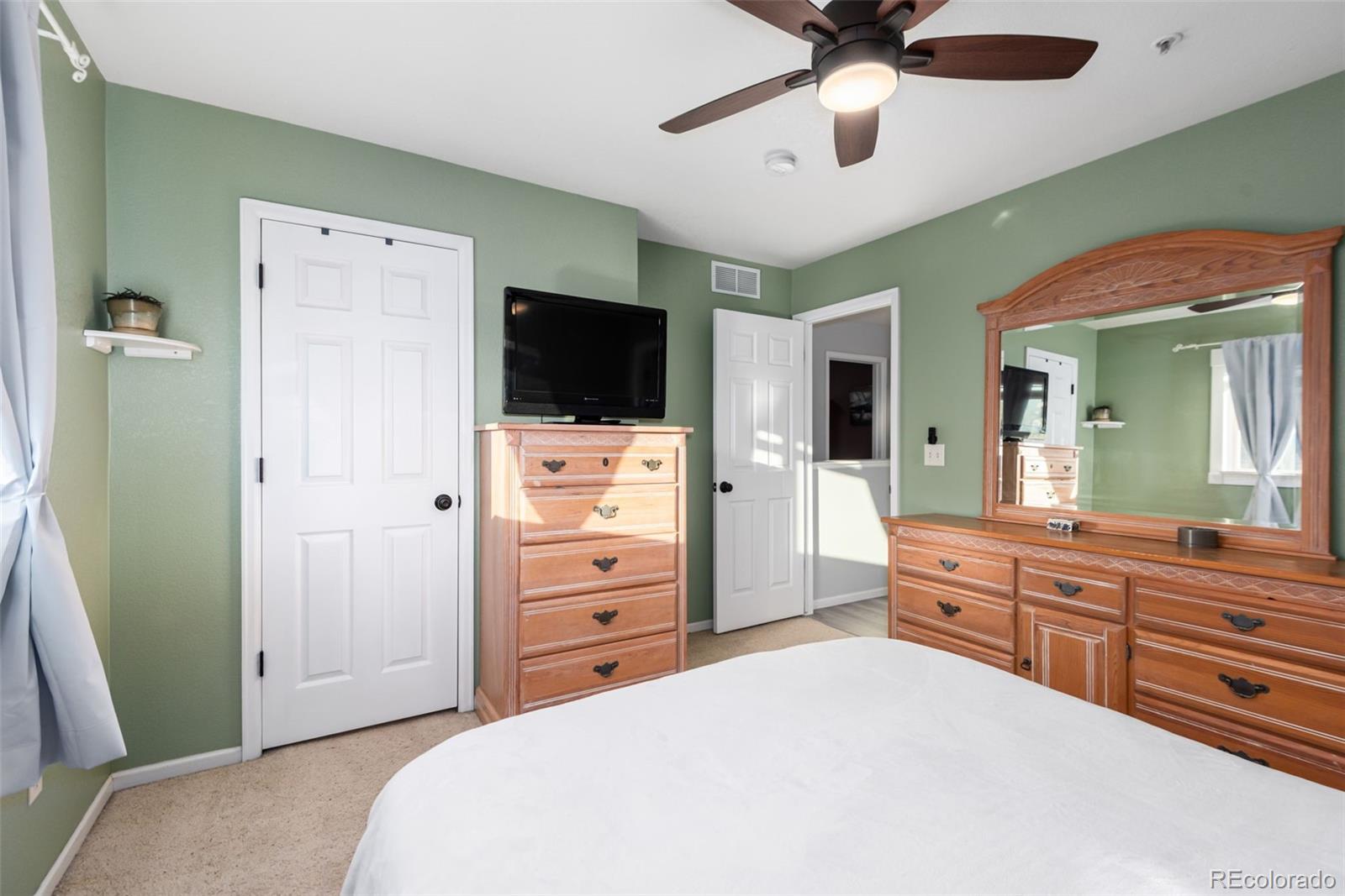 MLS Image #14 for 1601  great western drive,longmont, Colorado