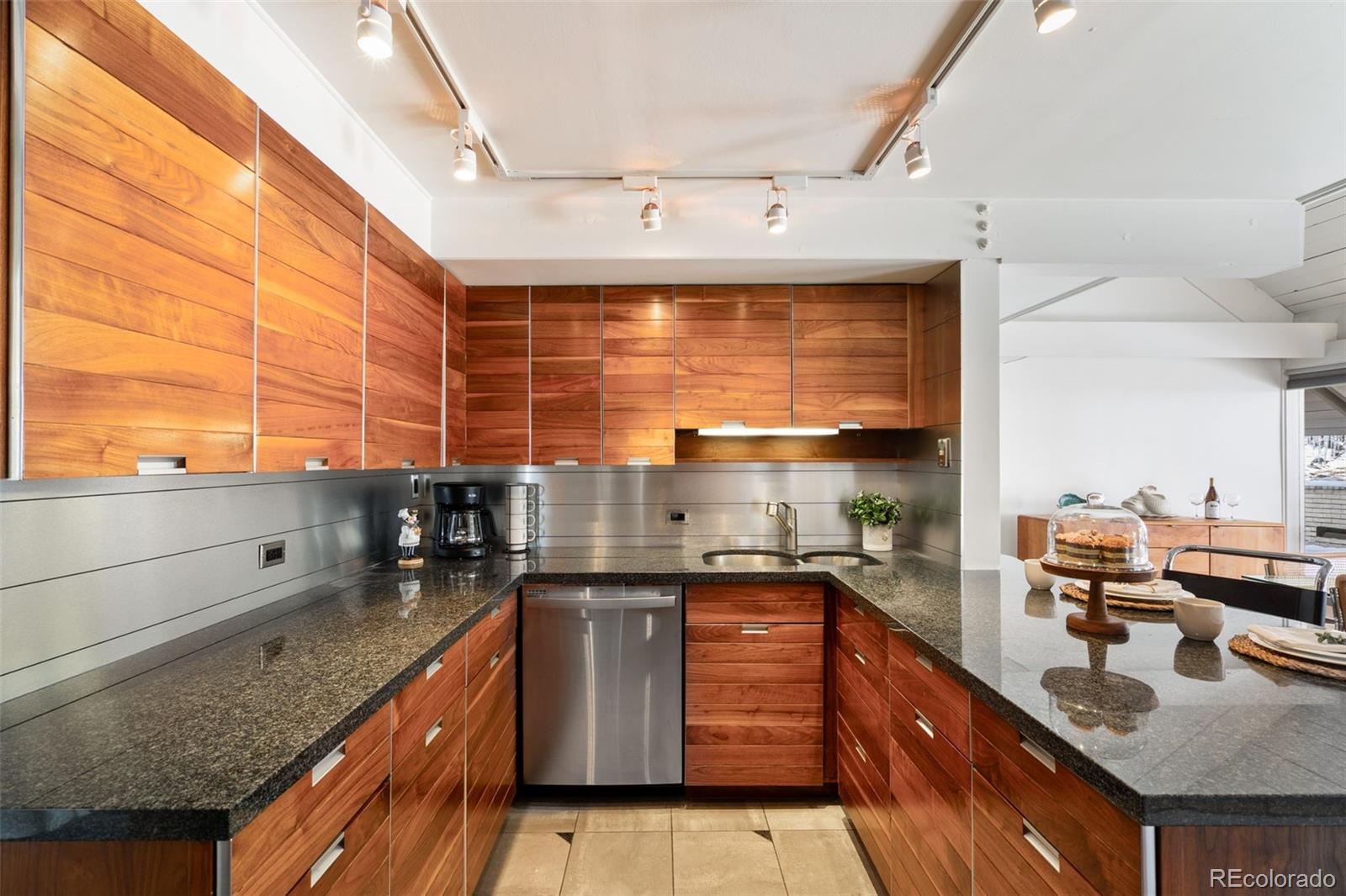 MLS Image #7 for 3130 s monroe street,denver, Colorado