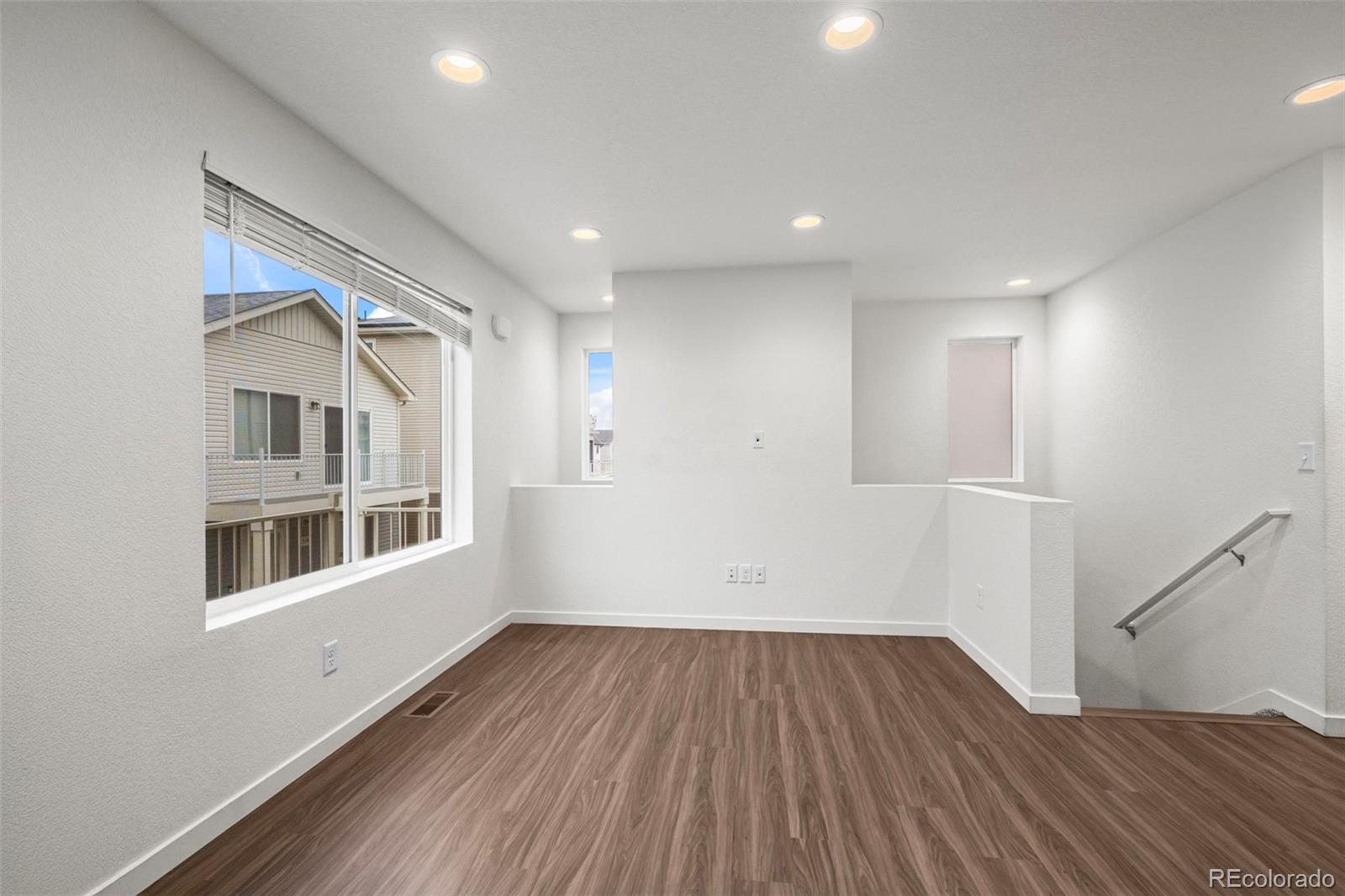 MLS Image #4 for 5733  thurless lane,colorado springs, Colorado