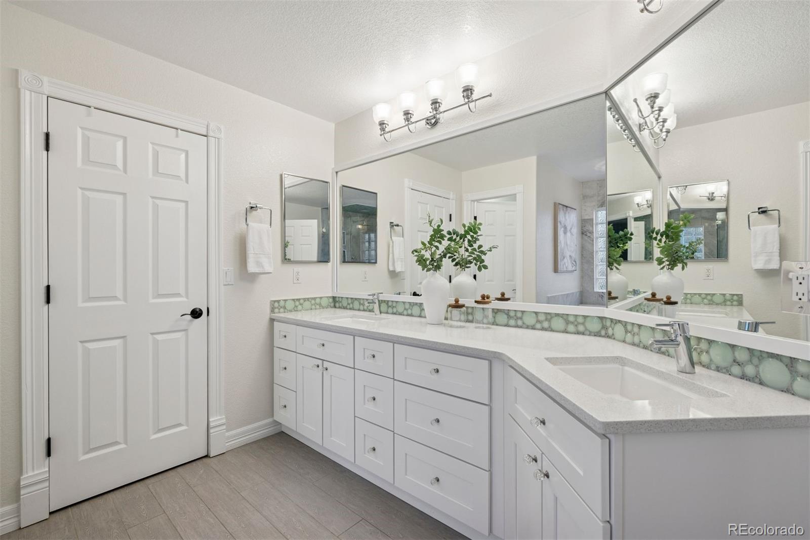 MLS Image #22 for 7079 s garrison street,littleton, Colorado