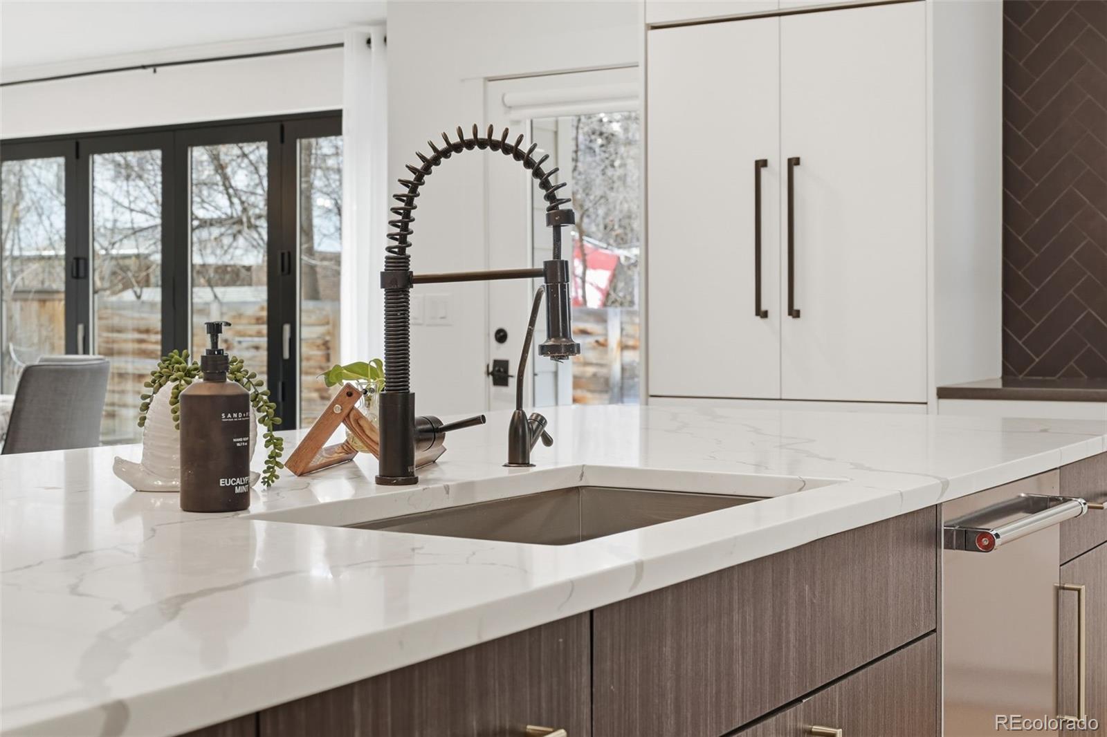 MLS Image #13 for 2757 s steele street,denver, Colorado