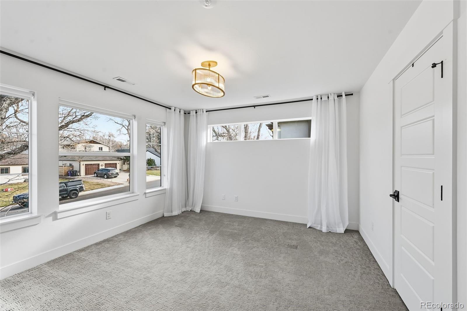 MLS Image #28 for 2757 s steele street,denver, Colorado