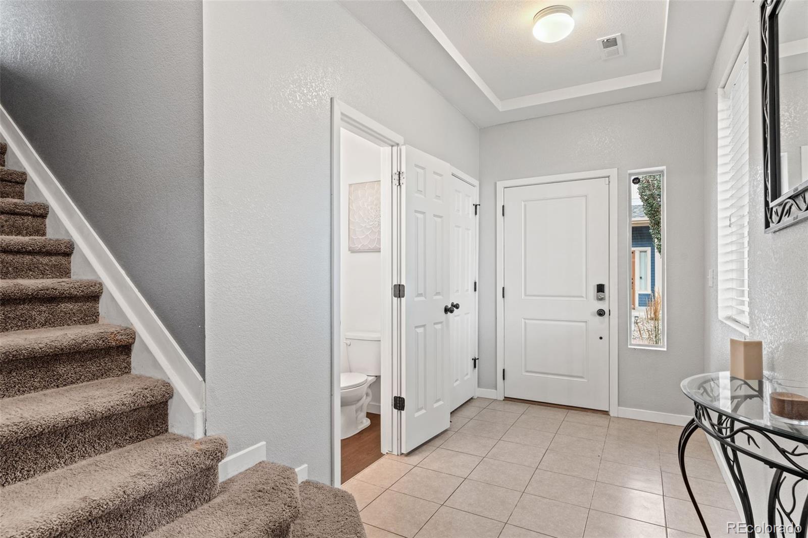MLS Image #4 for 19051 e 55th avenue,denver, Colorado