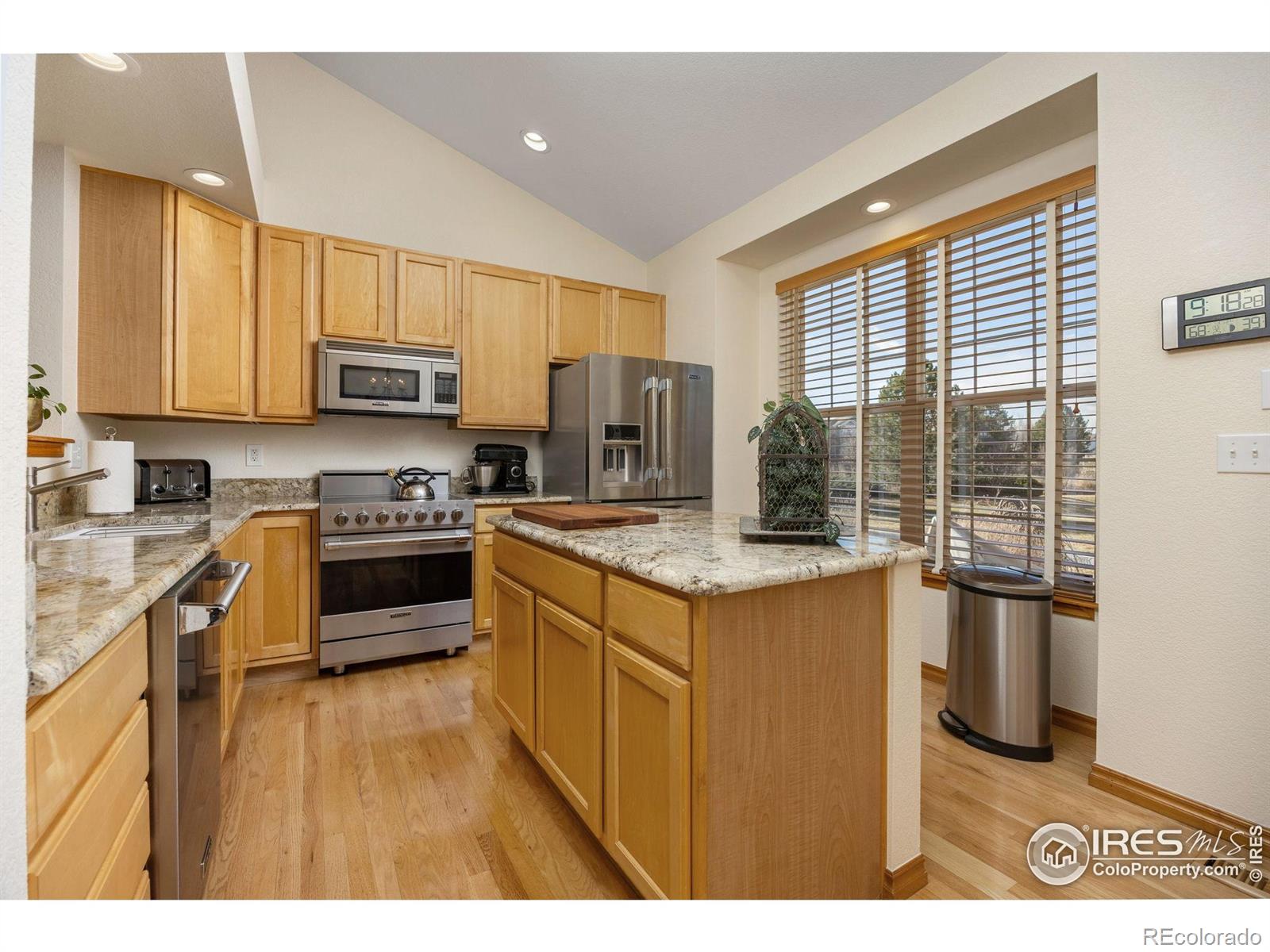 MLS Image #10 for 913  ninebark lane,longmont, Colorado