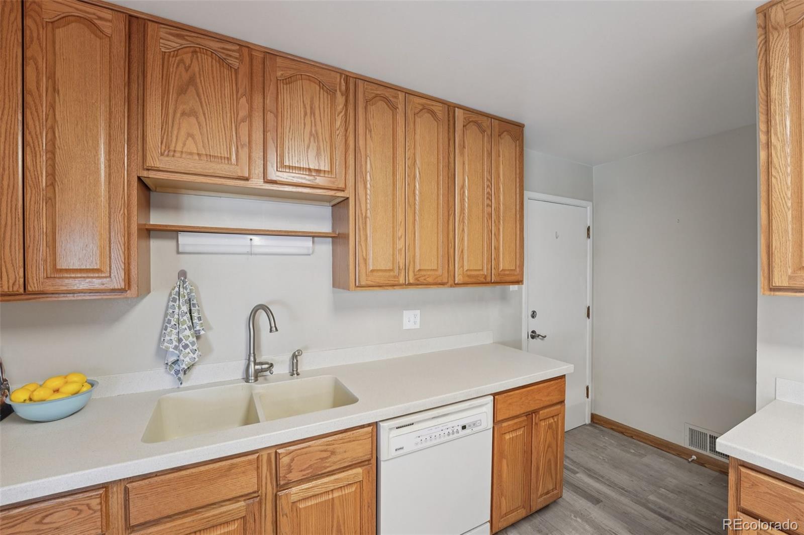 MLS Image #12 for 3901 w greenwood place,denver, Colorado