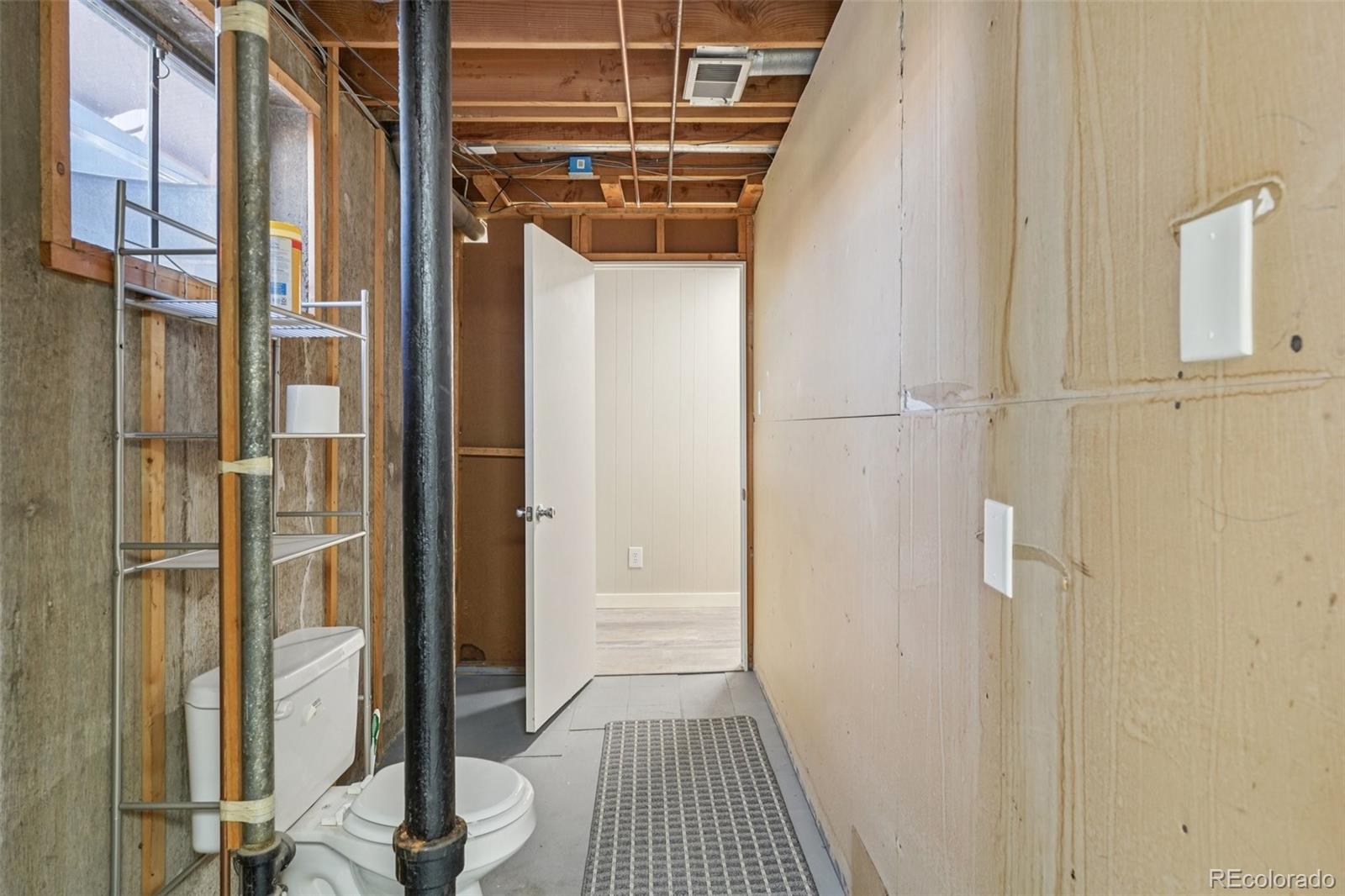 MLS Image #33 for 3901 w greenwood place,denver, Colorado