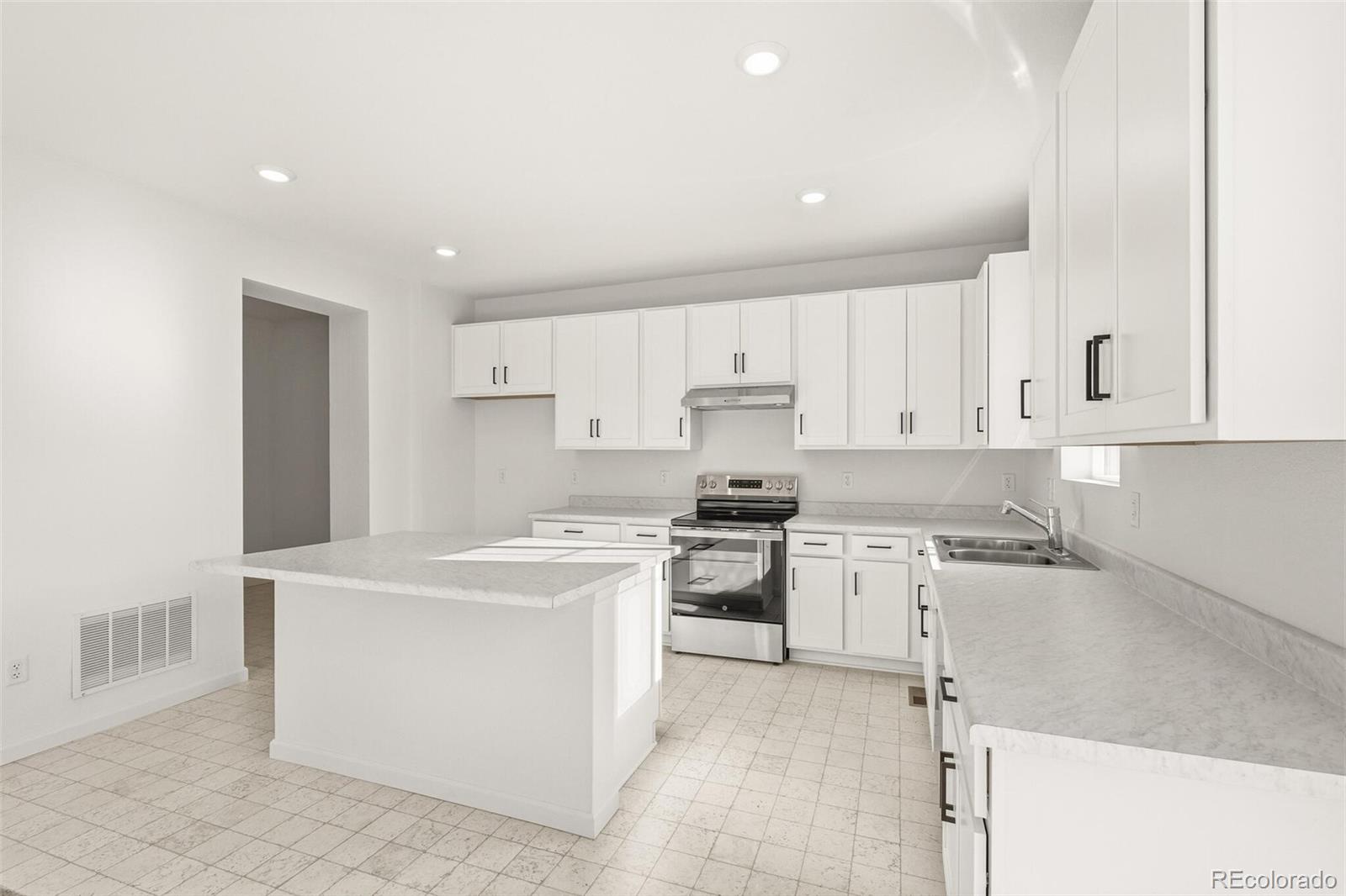 MLS Image #11 for 1596  orchard street,brighton, Colorado