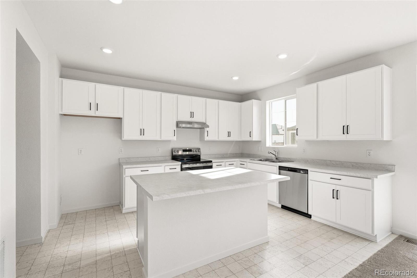 MLS Image #9 for 1596  orchard street,brighton, Colorado