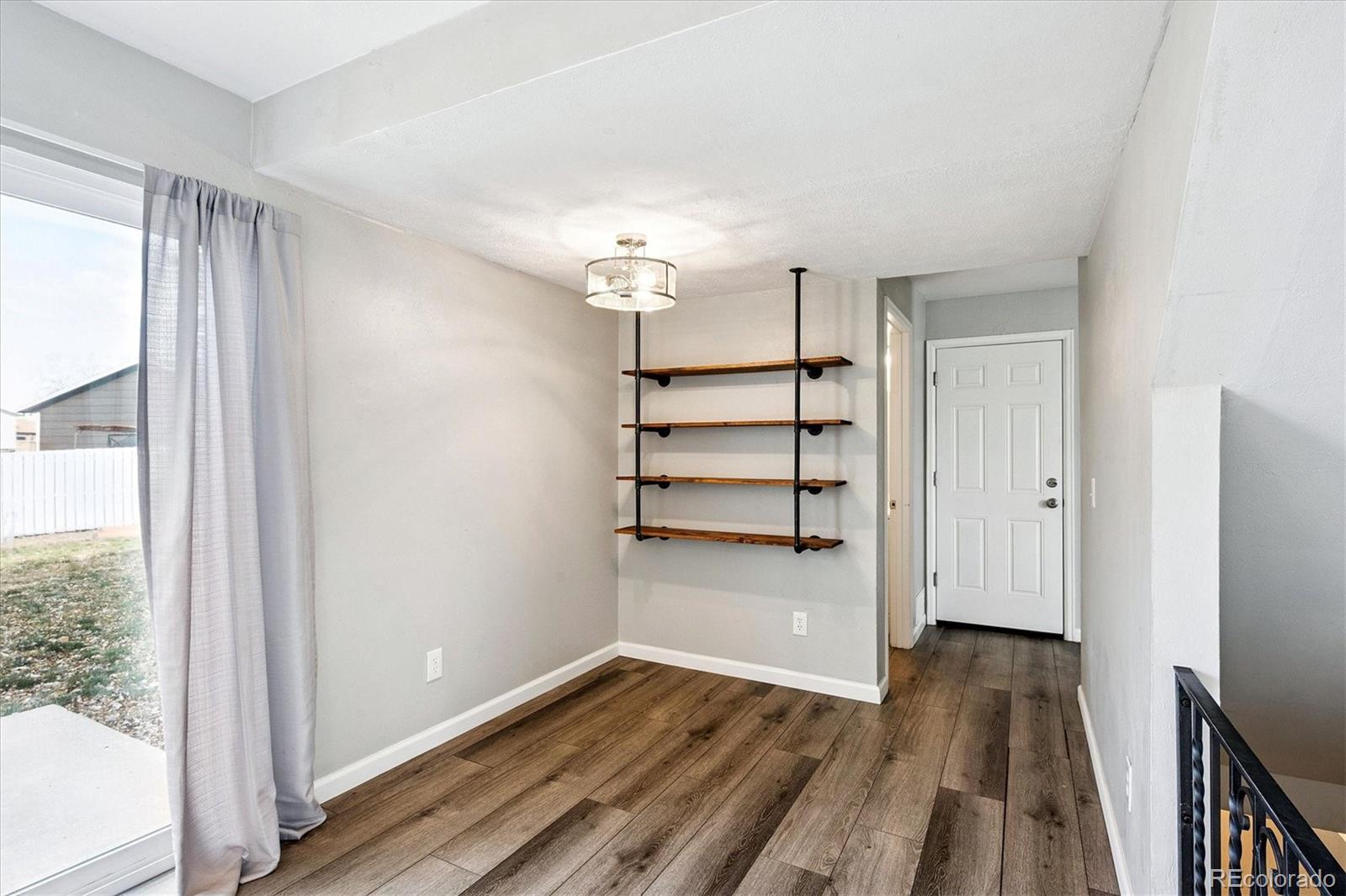 MLS Image #10 for 15067  andrews drive,denver, Colorado