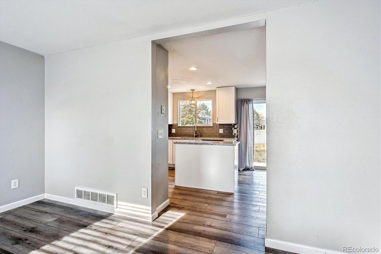 MLS Image #12 for 15067  andrews drive,denver, Colorado