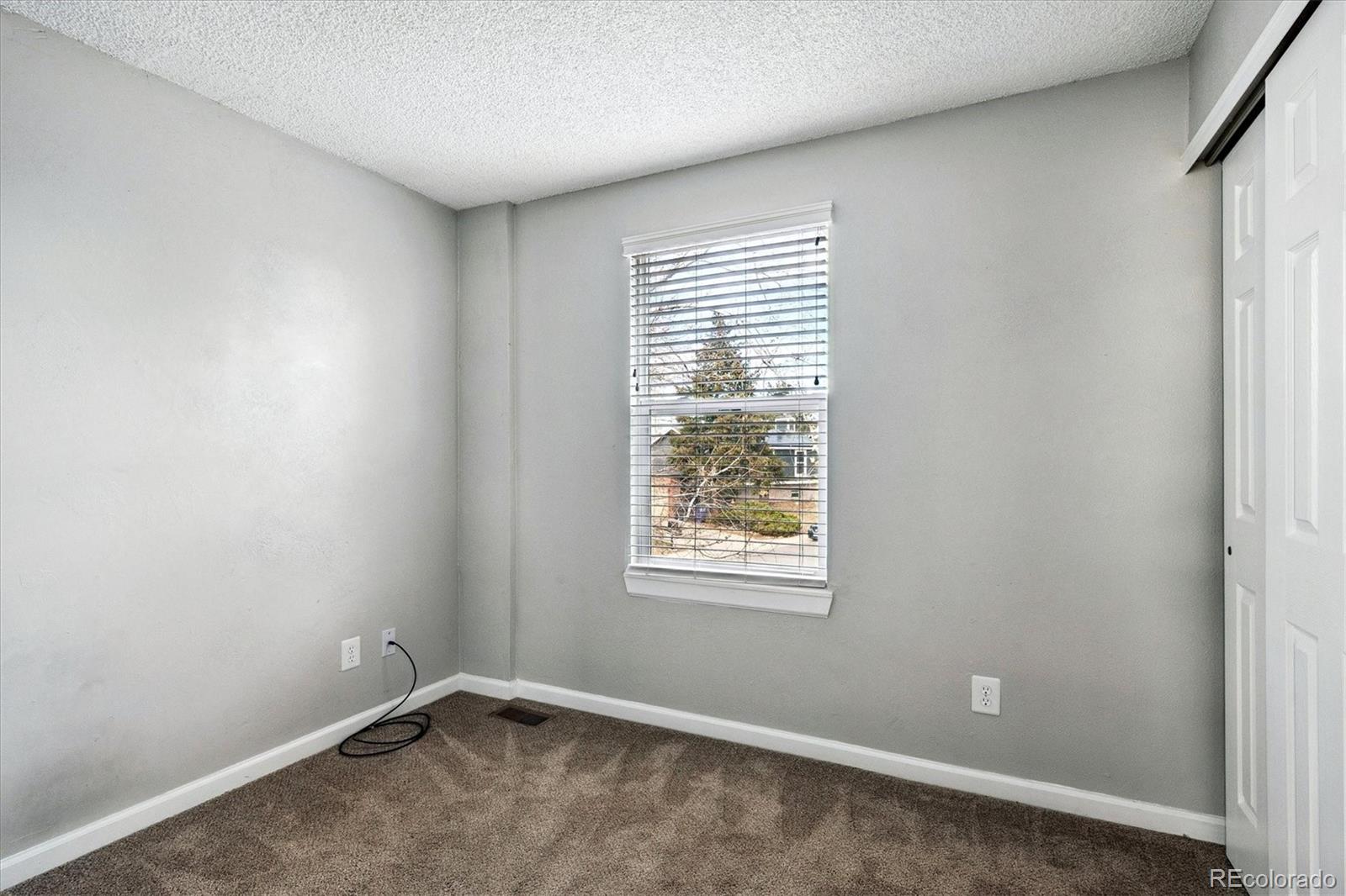 MLS Image #23 for 15067  andrews drive,denver, Colorado