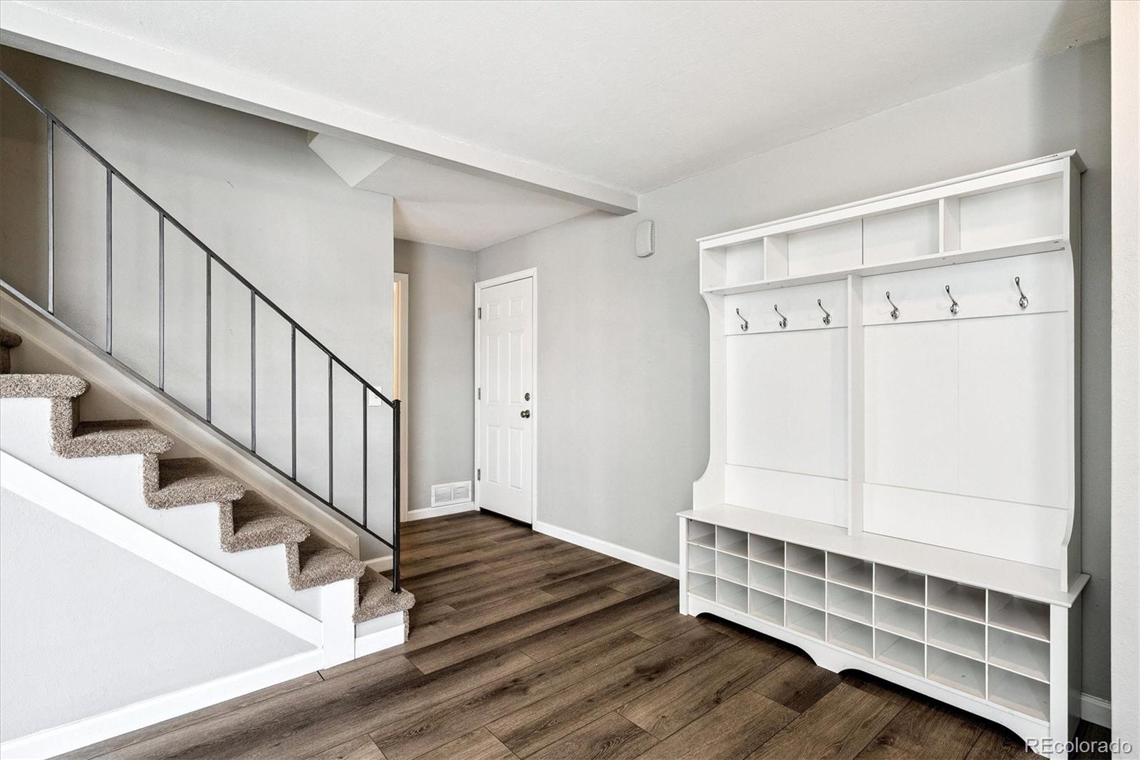 MLS Image #3 for 15067  andrews drive,denver, Colorado