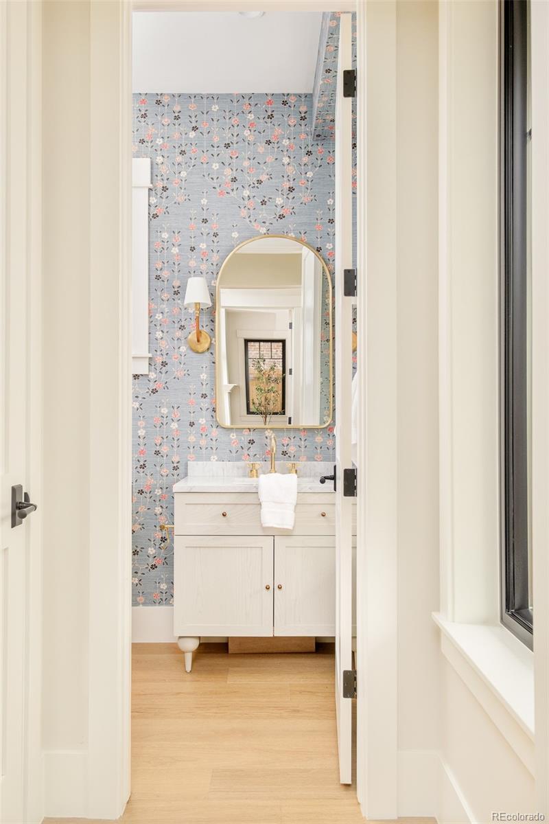 MLS Image #17 for 735 s gaylord street,denver, Colorado