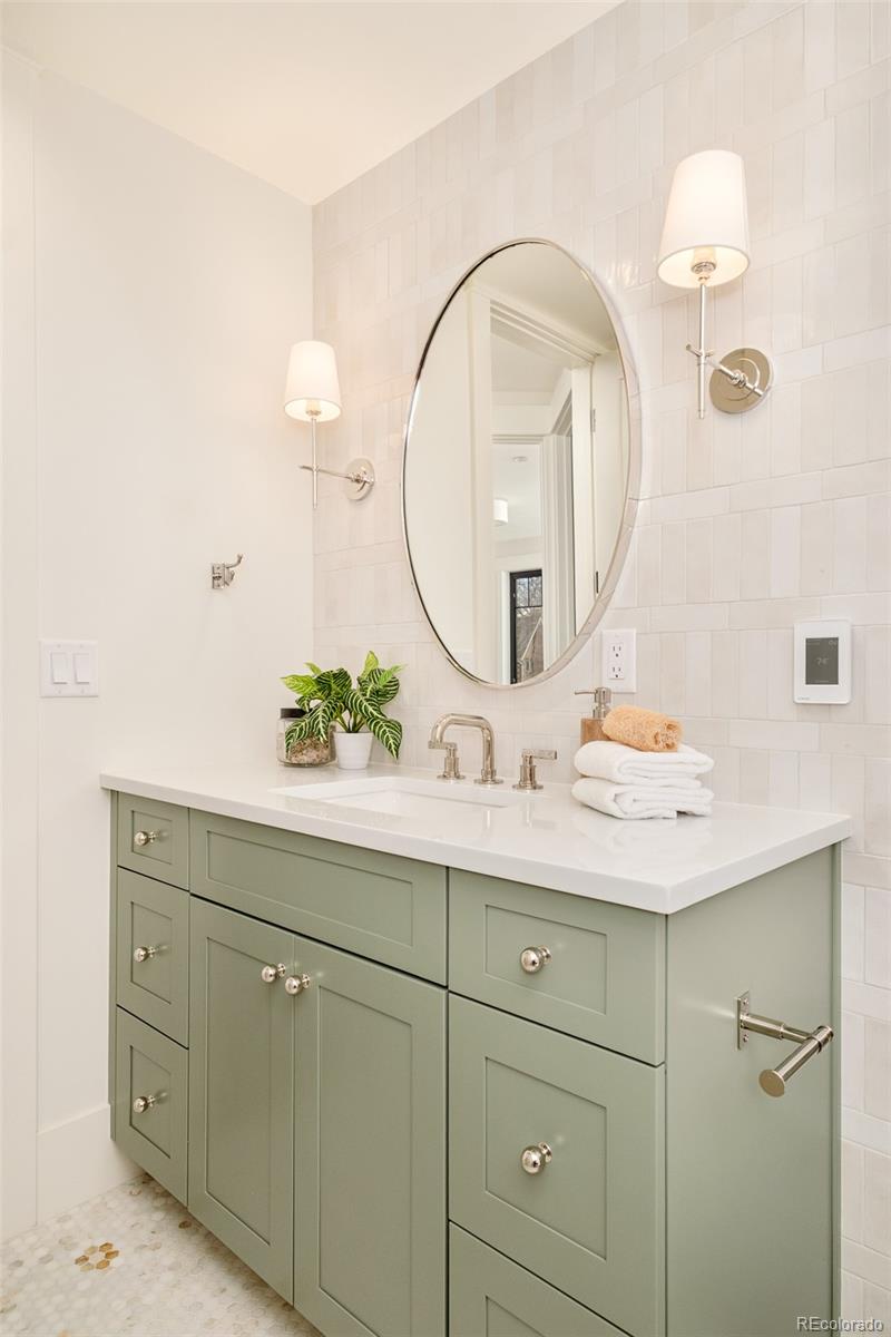 MLS Image #28 for 735 s gaylord street,denver, Colorado