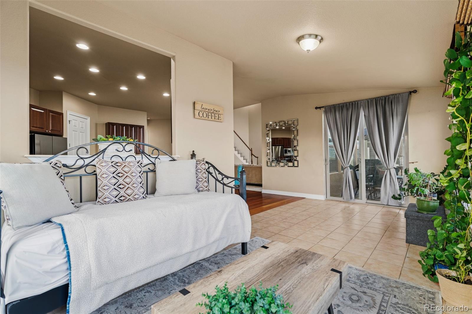 MLS Image #21 for 26656 e peakview drive,aurora, Colorado