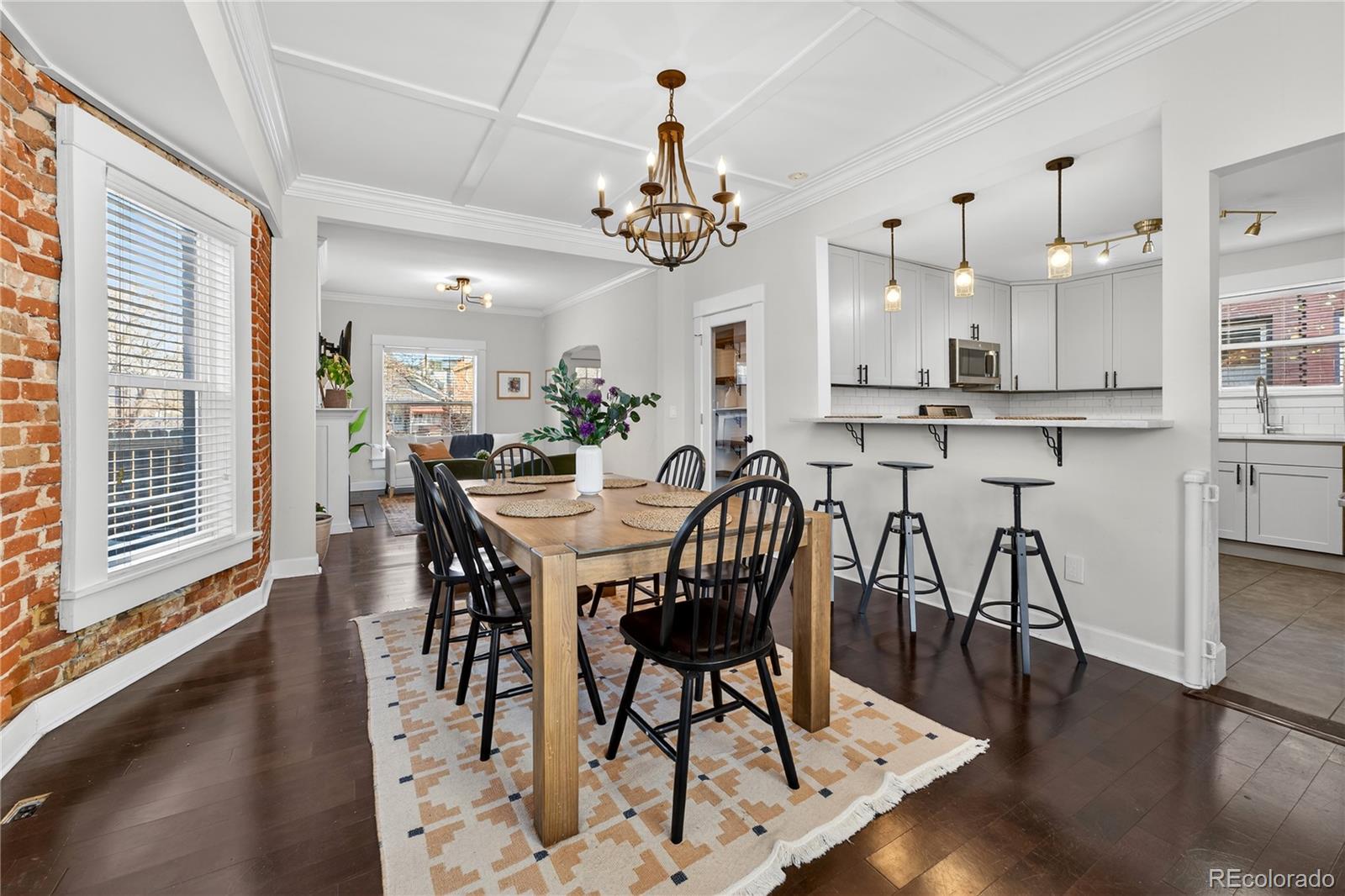 MLS Image #11 for 426 s lincoln street,denver, Colorado