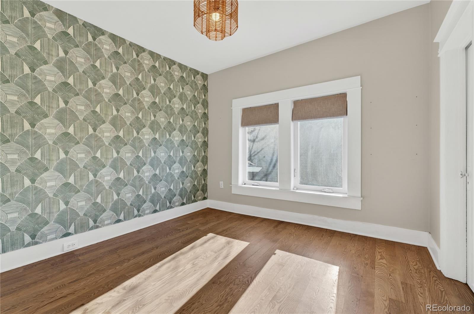 MLS Image #23 for 426 s lincoln street,denver, Colorado