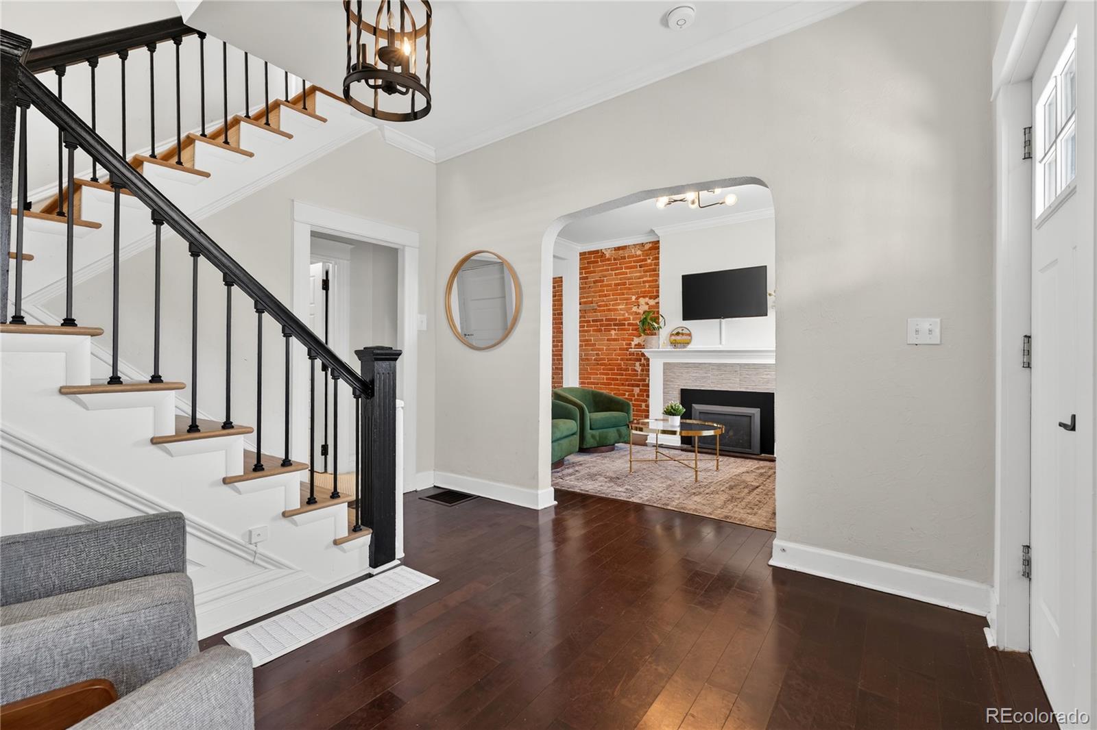 MLS Image #4 for 426 s lincoln street,denver, Colorado