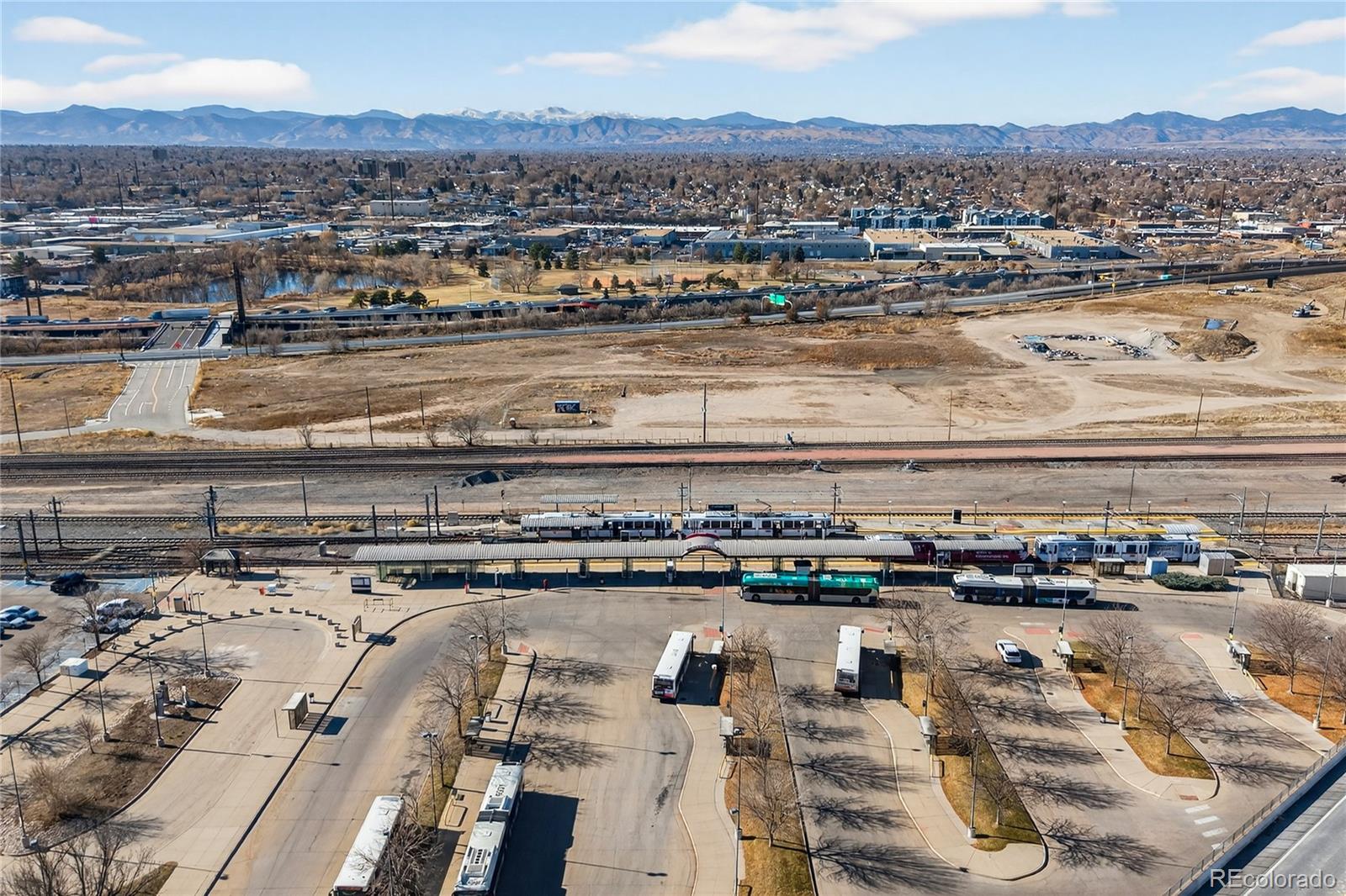 MLS Image #41 for 426 s lincoln street,denver, Colorado
