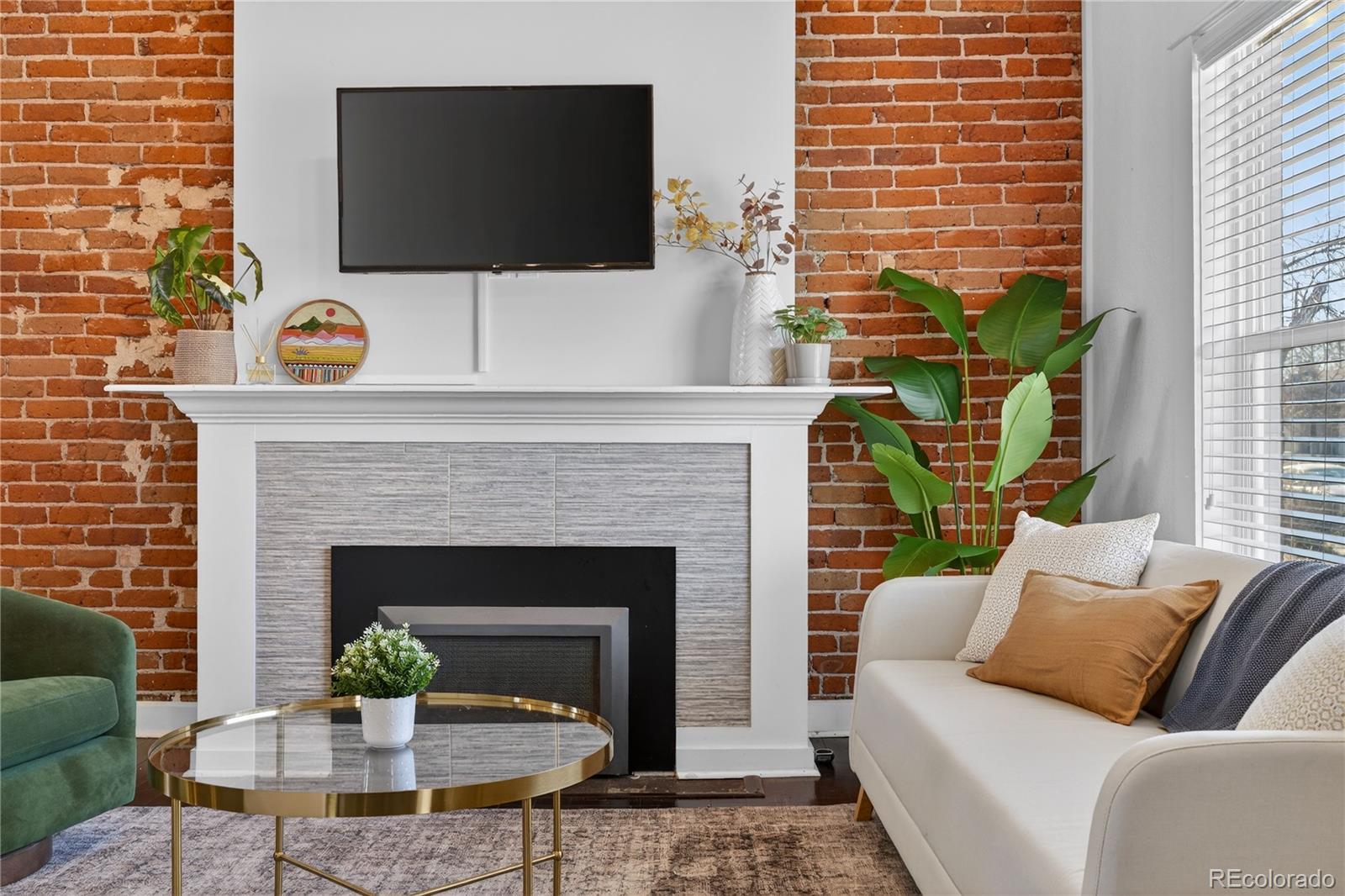 MLS Image #7 for 426 s lincoln street,denver, Colorado