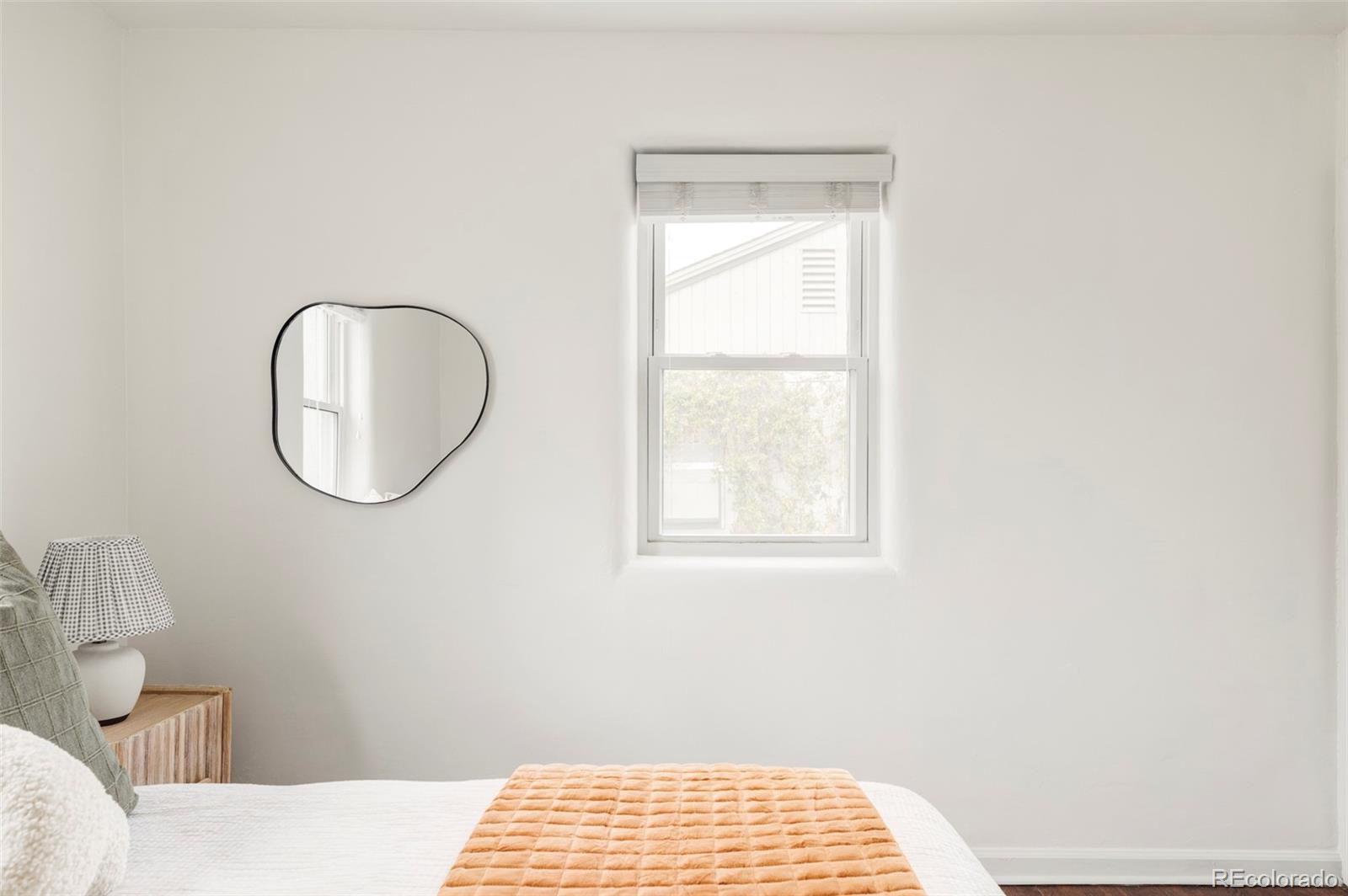 MLS Image #14 for 394 s perry street,denver, Colorado