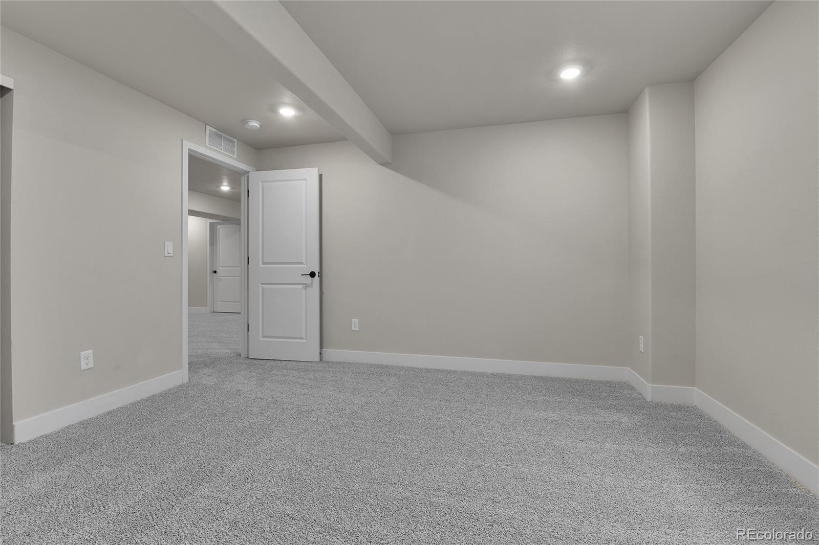 MLS Image #29 for 4924 n picadilly court,aurora, Colorado