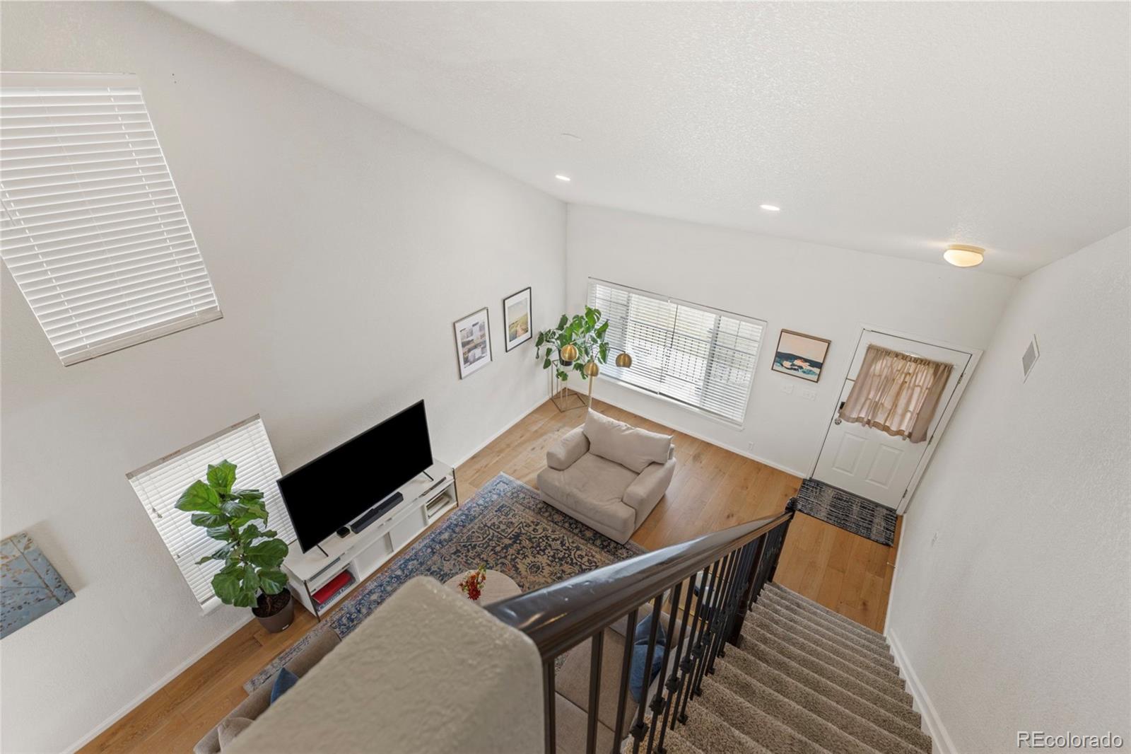 MLS Image #14 for 18869 e 52nd avenue,denver, Colorado