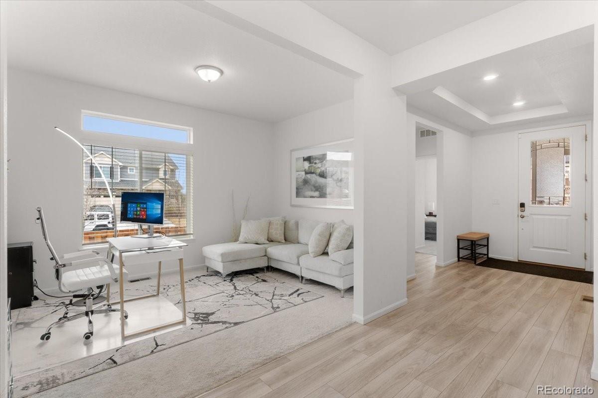 MLS Image #11 for 26268 e 3rd avenue,aurora, Colorado