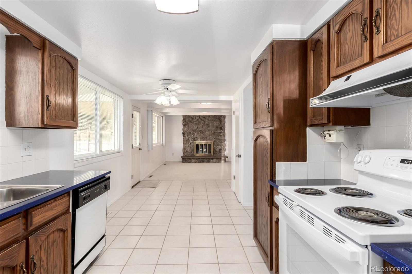 MLS Image #14 for 1096  princeton drive,longmont, Colorado