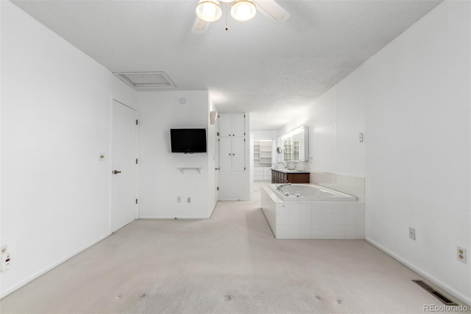 MLS Image #20 for 1096  princeton drive,longmont, Colorado