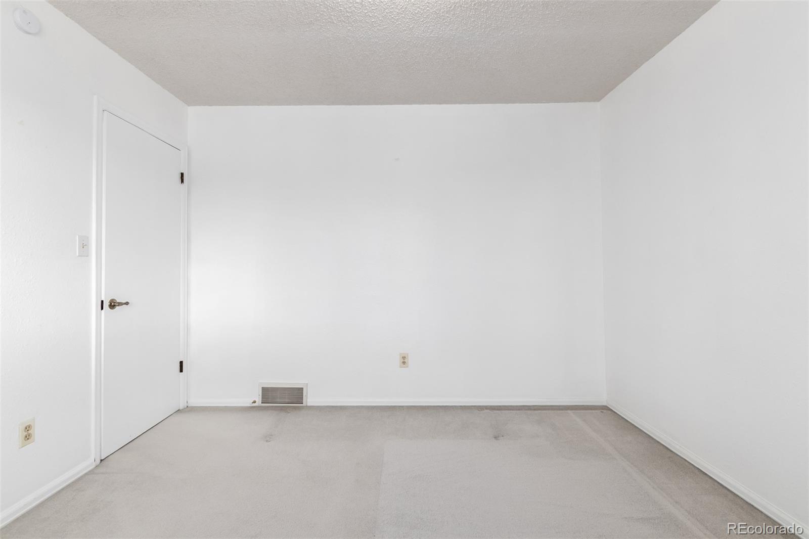 MLS Image #32 for 1096  princeton drive,longmont, Colorado