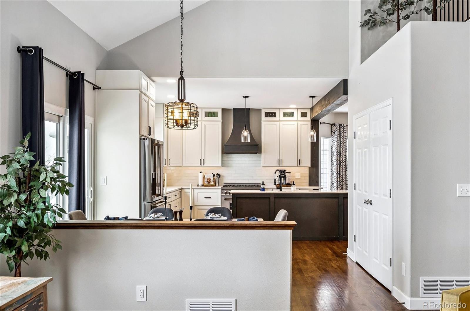 MLS Image #10 for 10031  heywood lane,highlands ranch, Colorado