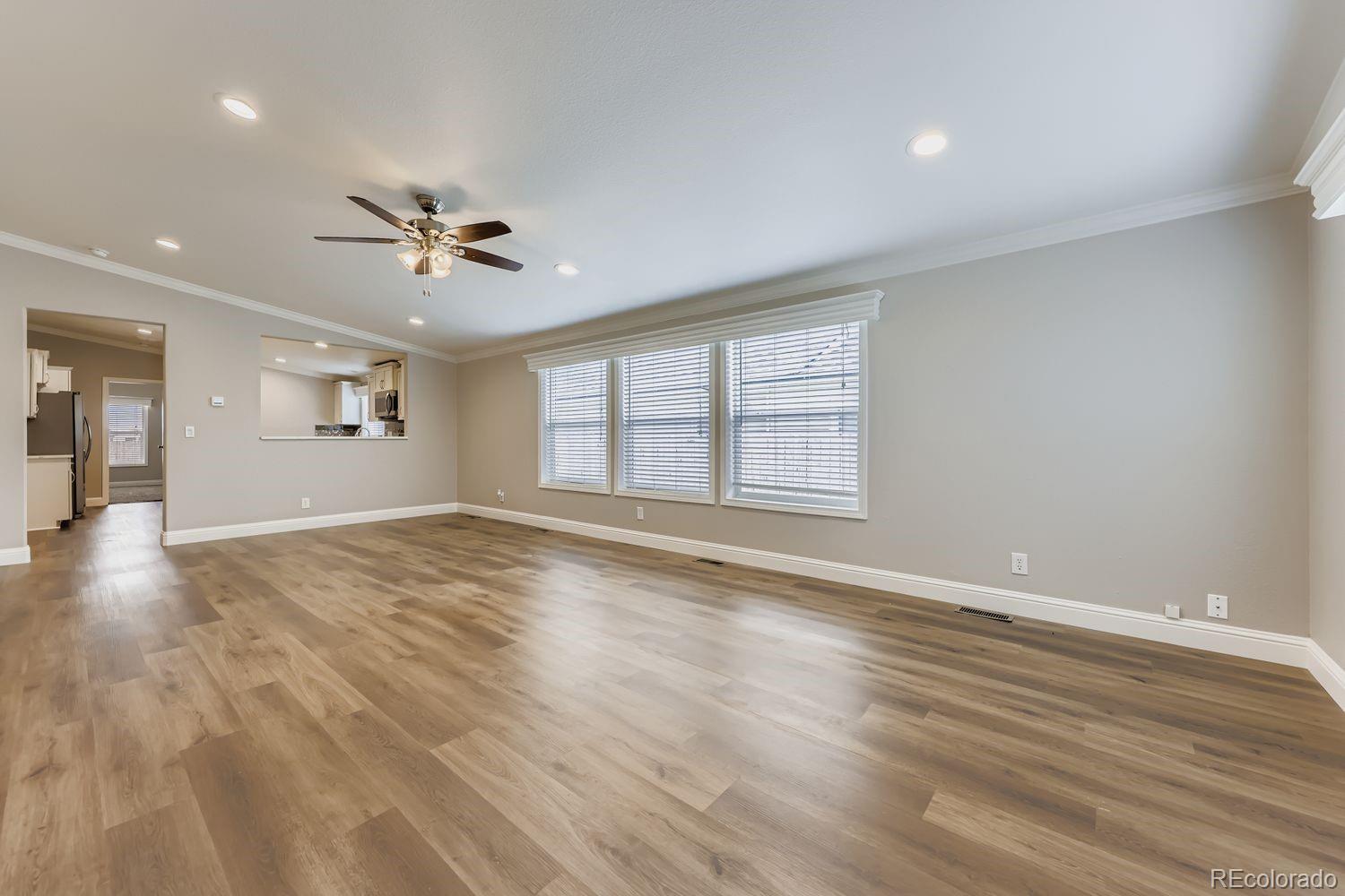 MLS Image #9 for 8048 n jasmine street,dupont, Colorado