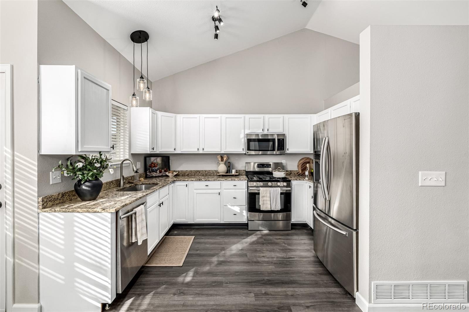 MLS Image #13 for 4179 s himalaya way,aurora, Colorado