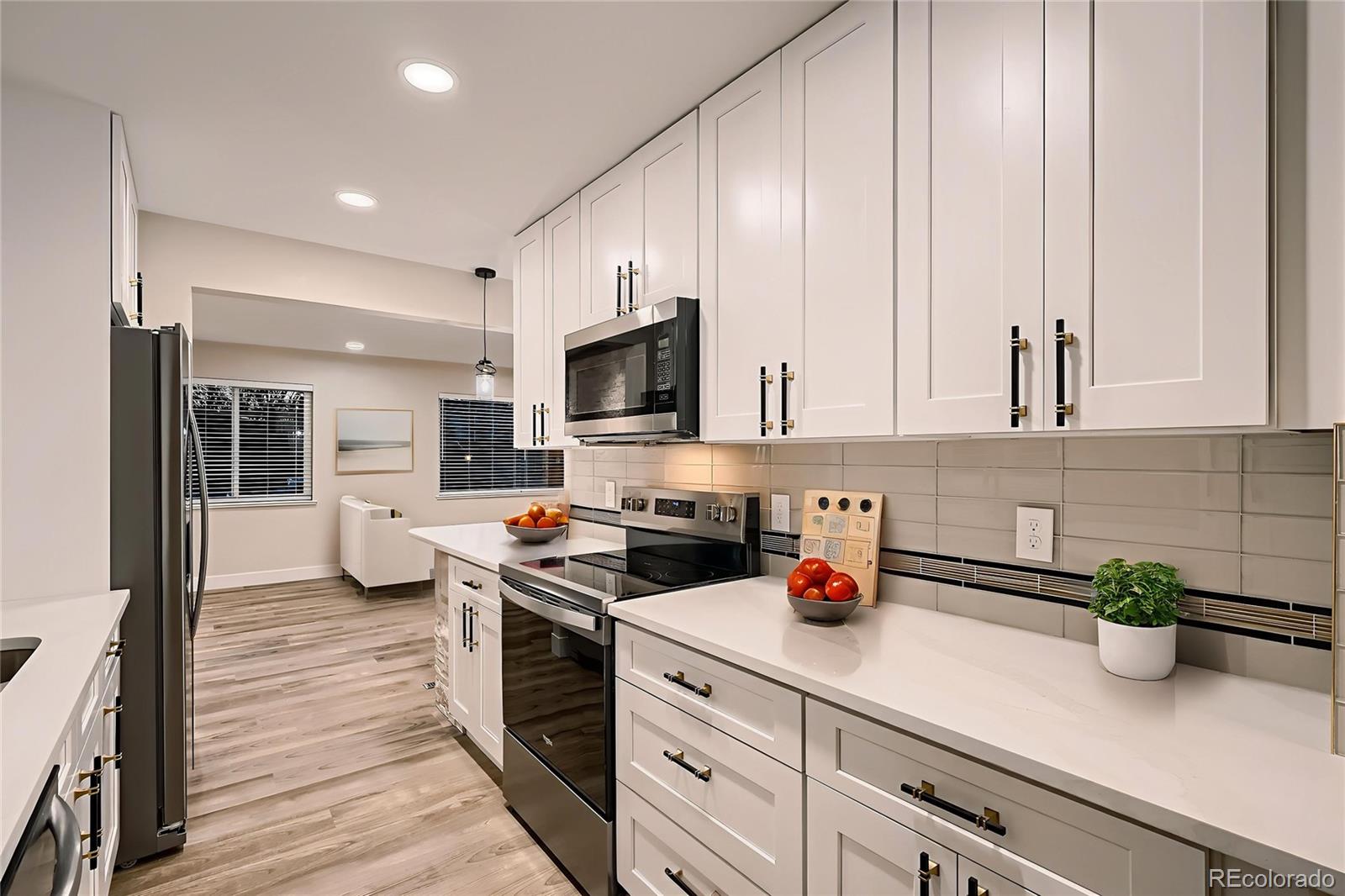 MLS Image #7 for 3520  dahlia street,denver, Colorado