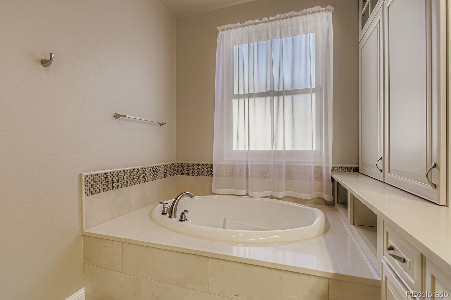 MLS Image #26 for 1055  deer clover way,castle pines, Colorado