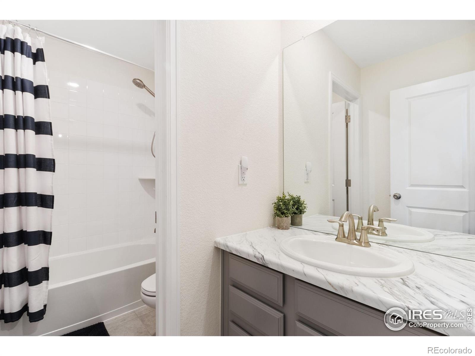 MLS Image #17 for 444  vicot way,fort collins, Colorado