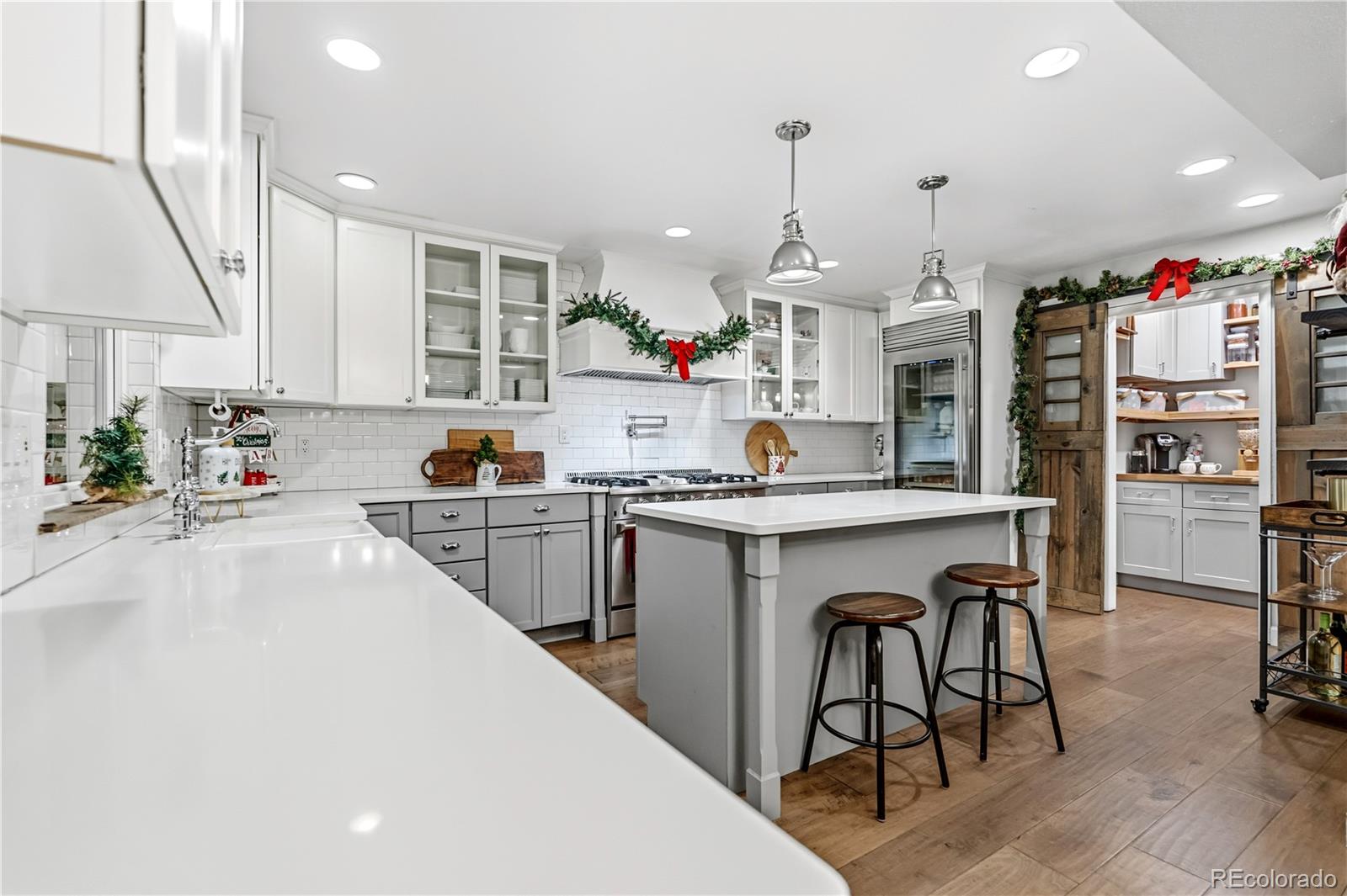 MLS Image #4 for 8644 w progress place,littleton, Colorado