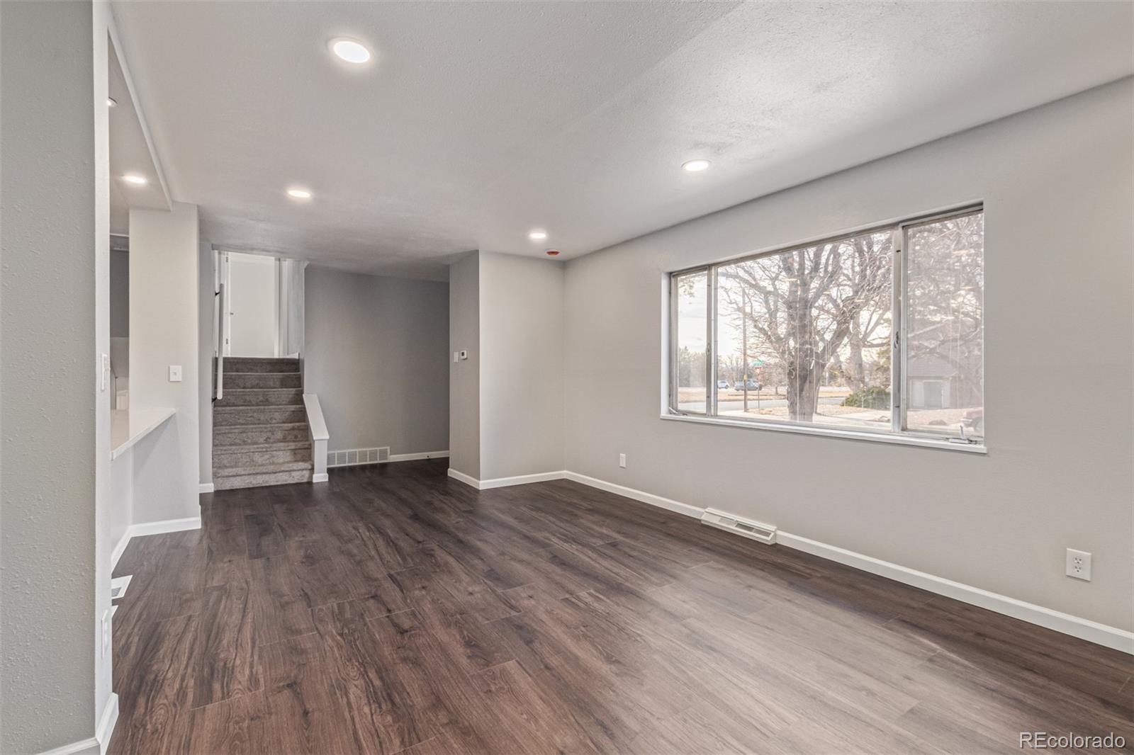 MLS Image #4 for 608  evanston street,aurora, Colorado