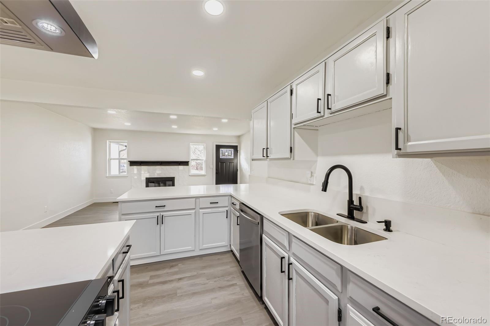 MLS Image #9 for 8566  cody court,arvada, Colorado