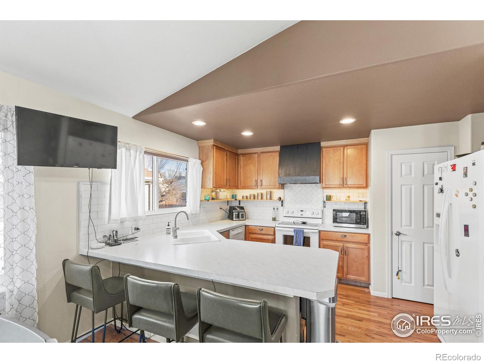 MLS Image #6 for 206  windflower way,severance, Colorado