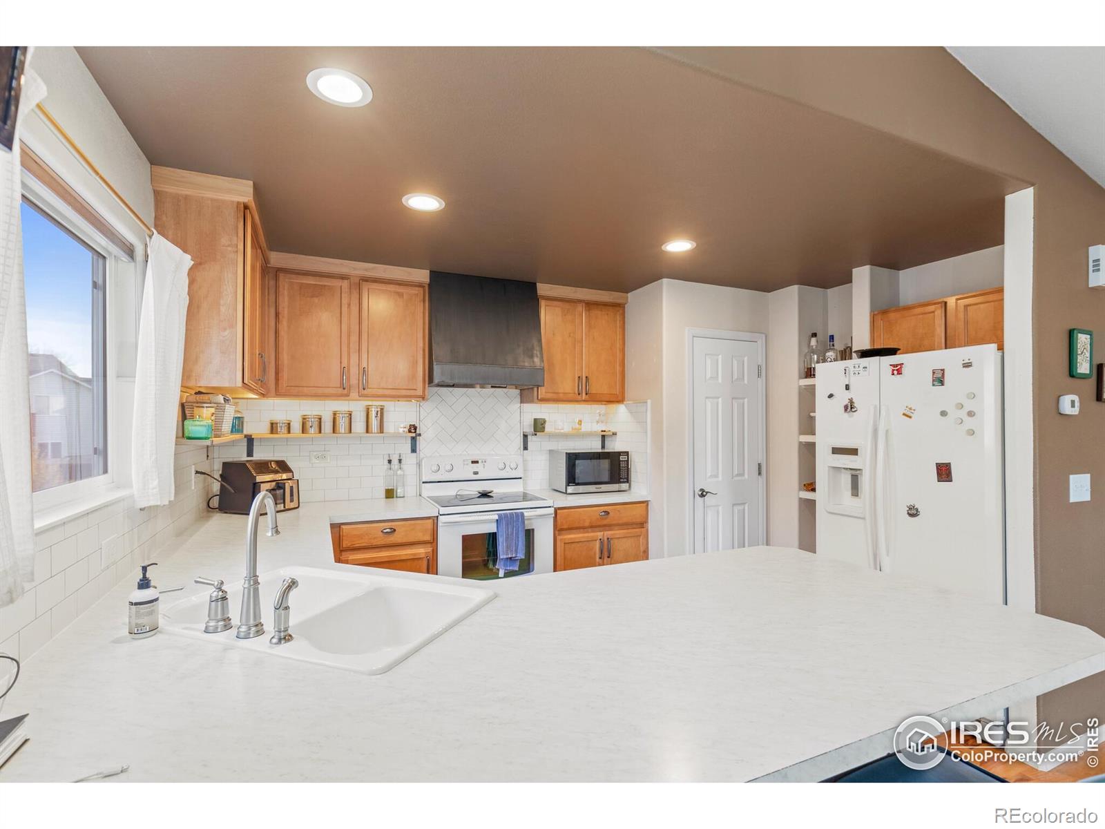 MLS Image #7 for 206  windflower way,severance, Colorado