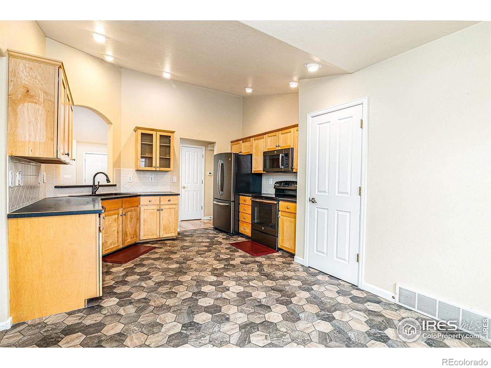 MLS Image #9 for 226  53rd avenue,greeley, Colorado