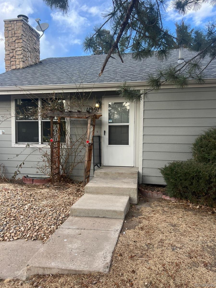 MLS Image #0 for 11991 e cornell circle,aurora, Colorado