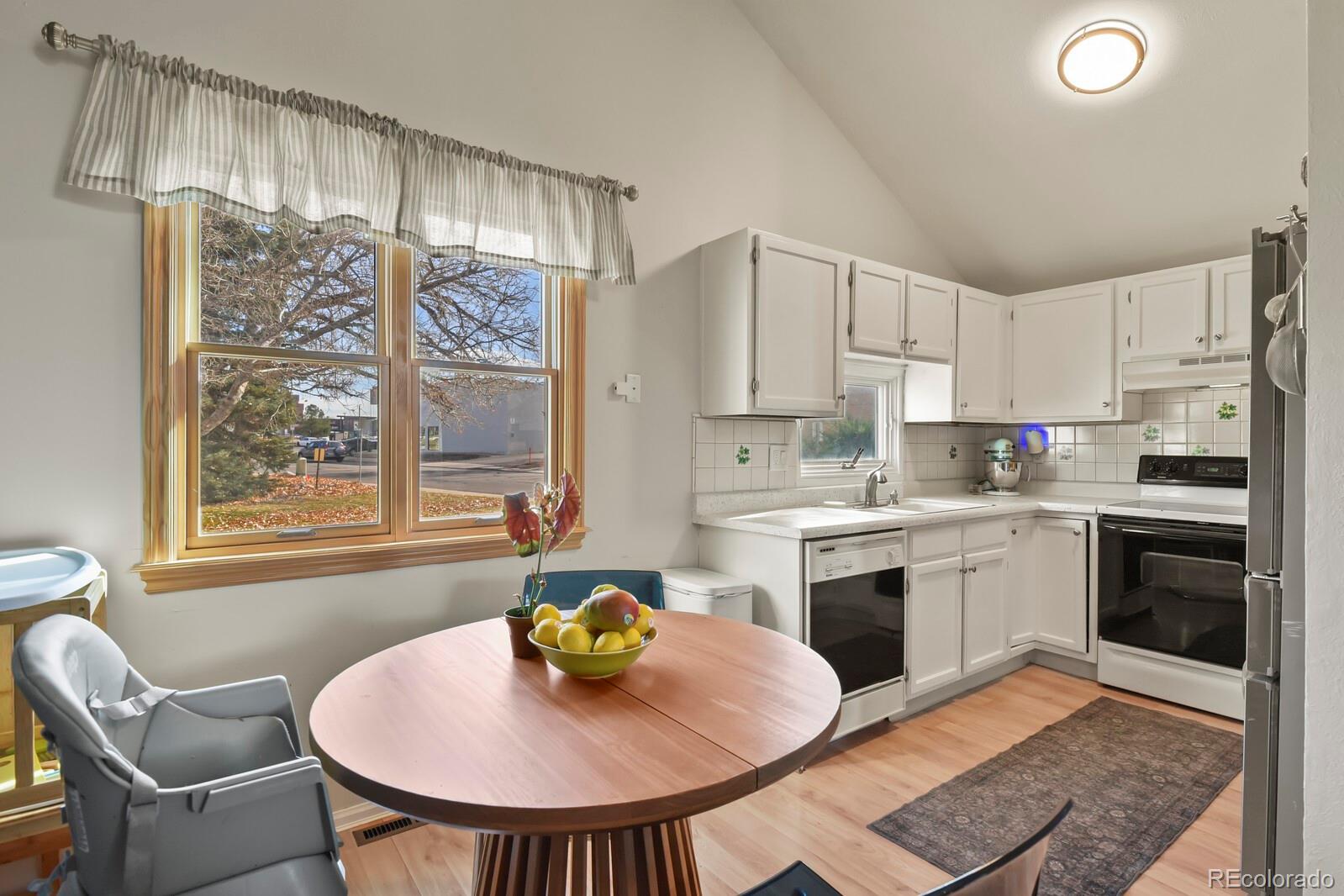 MLS Image #10 for 11991 e cornell circle,aurora, Colorado