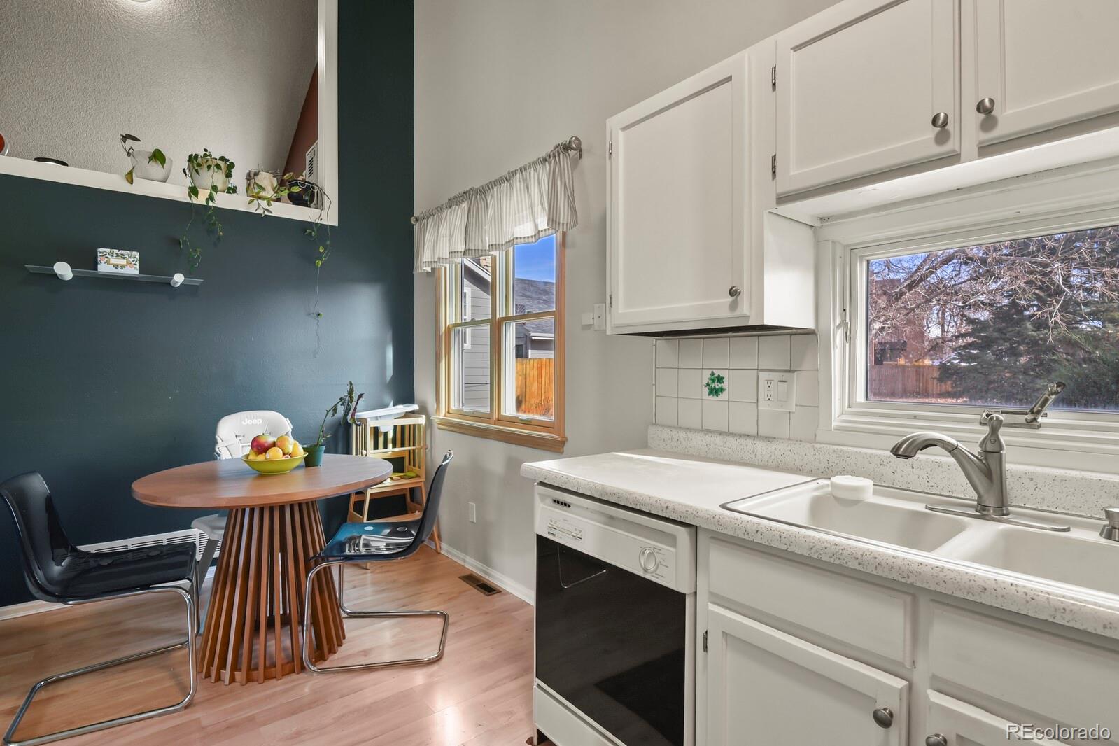MLS Image #11 for 11991 e cornell circle,aurora, Colorado