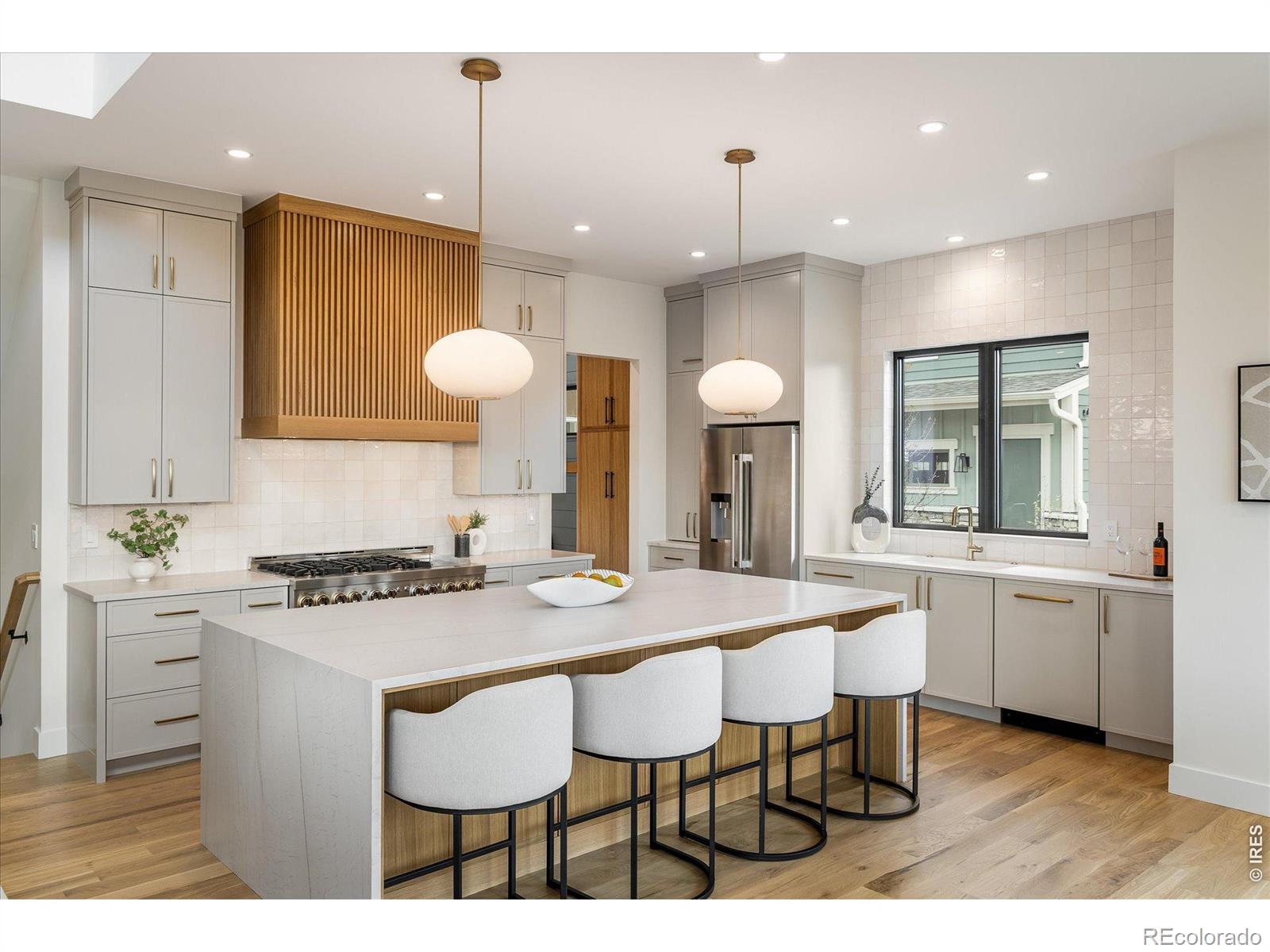 MLS Image #18 for 848  trail ridge drive,louisville, Colorado